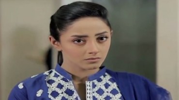 Tere Mere Beech Episode 20 in HD