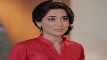 Tere Mere Beech Episode 22 in HD