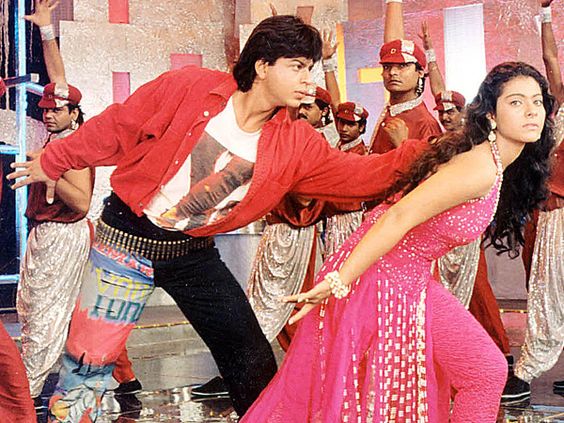 Shah Rukh Khan Hates Kajol in 1st Shoot of Movie Bazigar