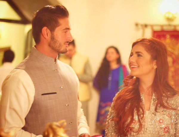 Singer Momina Mustehsan Got Engaged with Pakistani Banker in