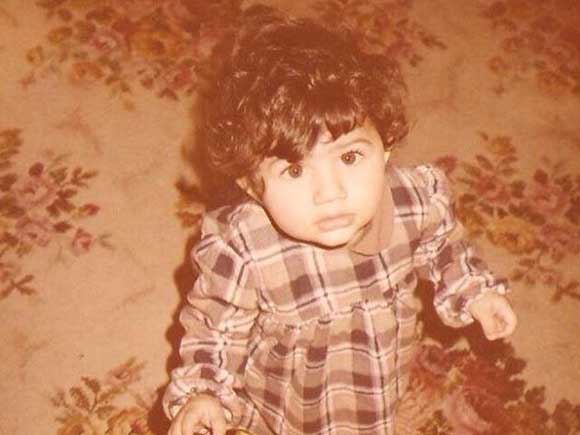 Mahira Khan Childhood Pictures