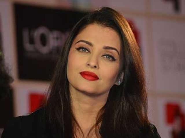 New Controversial Images of Aishwariya Rai