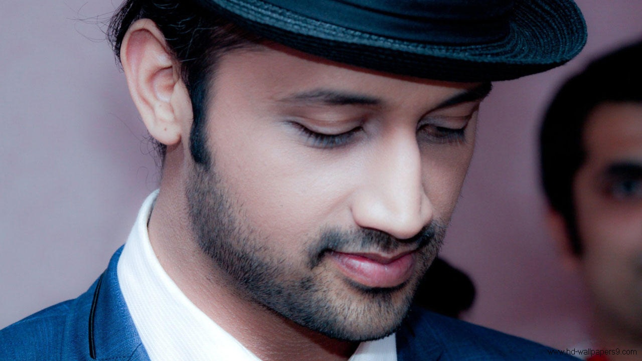 Harassment and chaos in Atif Aslam’s concert in Karachi