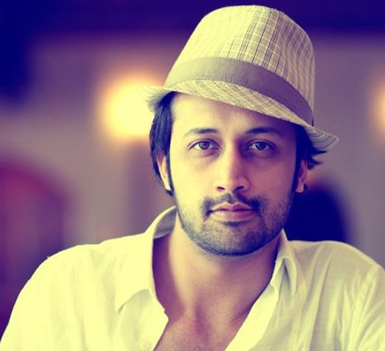 Harassment and chaos in Atif Aslam’s concert in Karachi