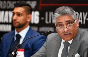 Amir Khan Fires his Father from Boxing Management