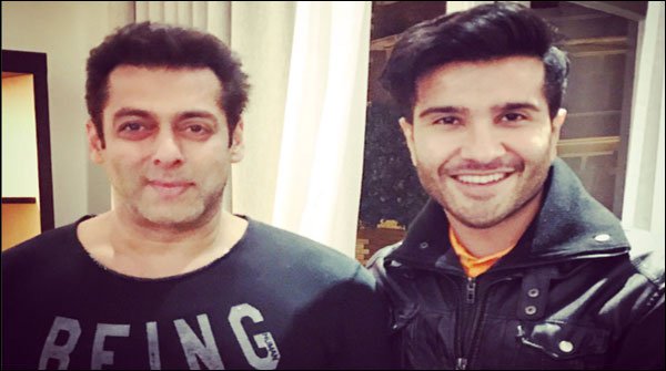 Salman Khan Meeting Pakistani Celebrities