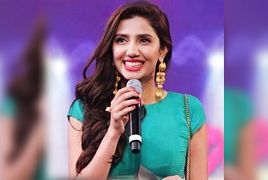 Mahira Khan Looking Pretty