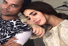Mahira Khan Dance Video With Her Make Up Artist Goes Viral