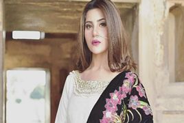 Actress Sohai Ali Abro Looking HOT in Recent Photoshoot