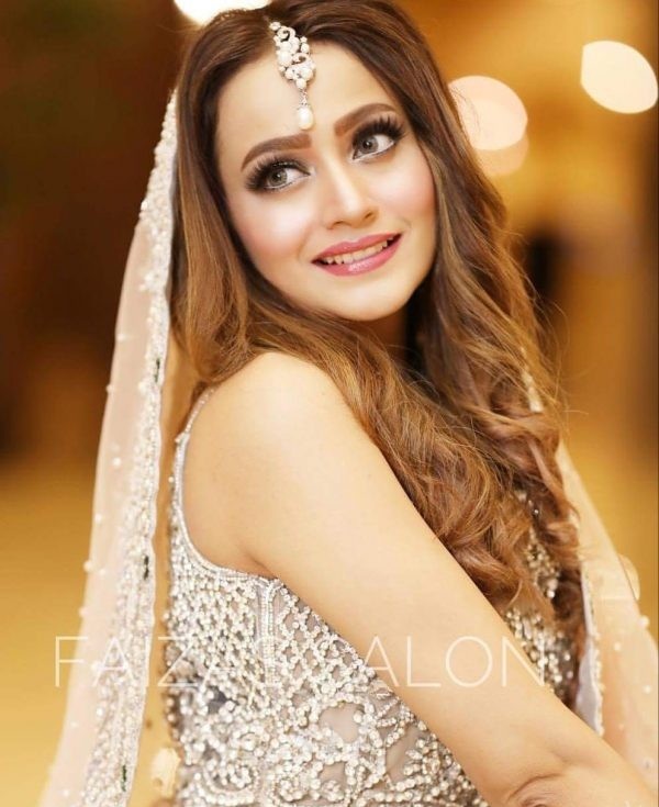 Zarnish Khan’s beautiful photoshoot by Faiza