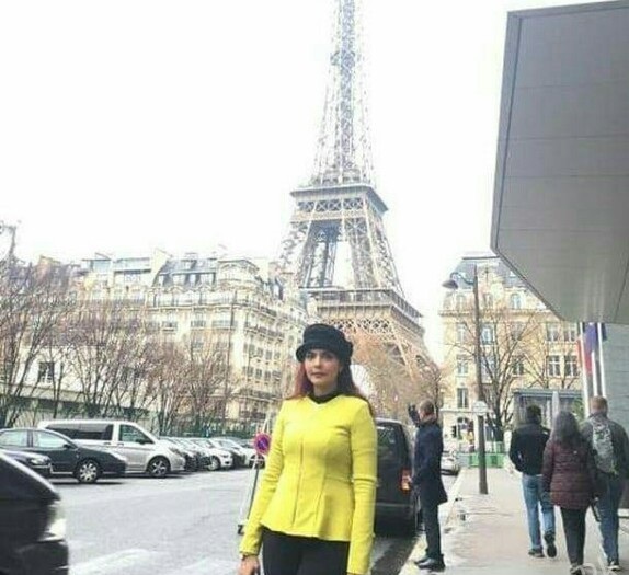 Nida Yasir Is Holidaying With Childs In France