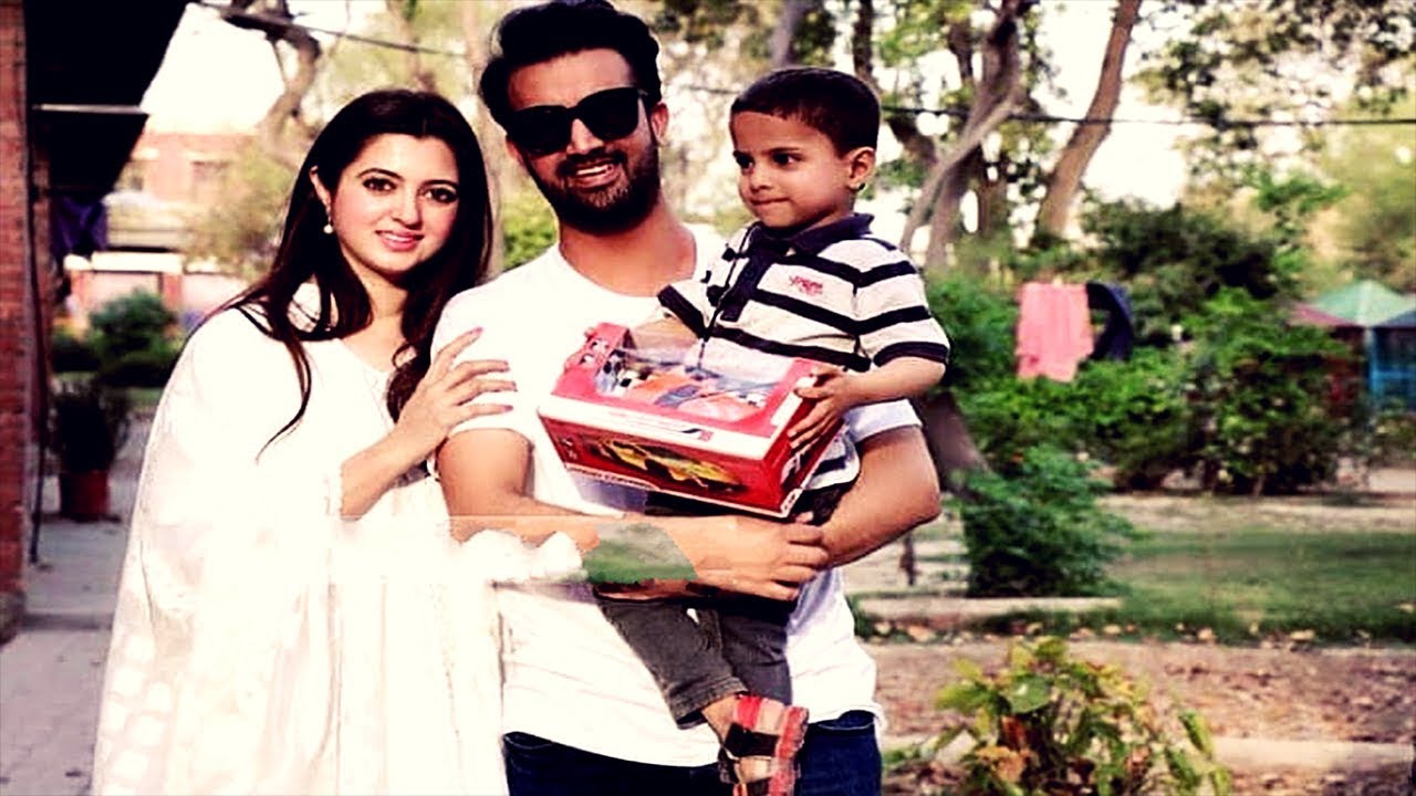 Latest Pictures of Atif Aslam & Wife Sara in SOS Village